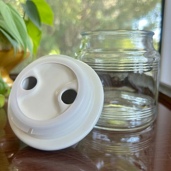 Vintage Anchor Hocking Clear Glass Jar with White Ceramic Shaker Lid Made in USA - Picture 5 of 8